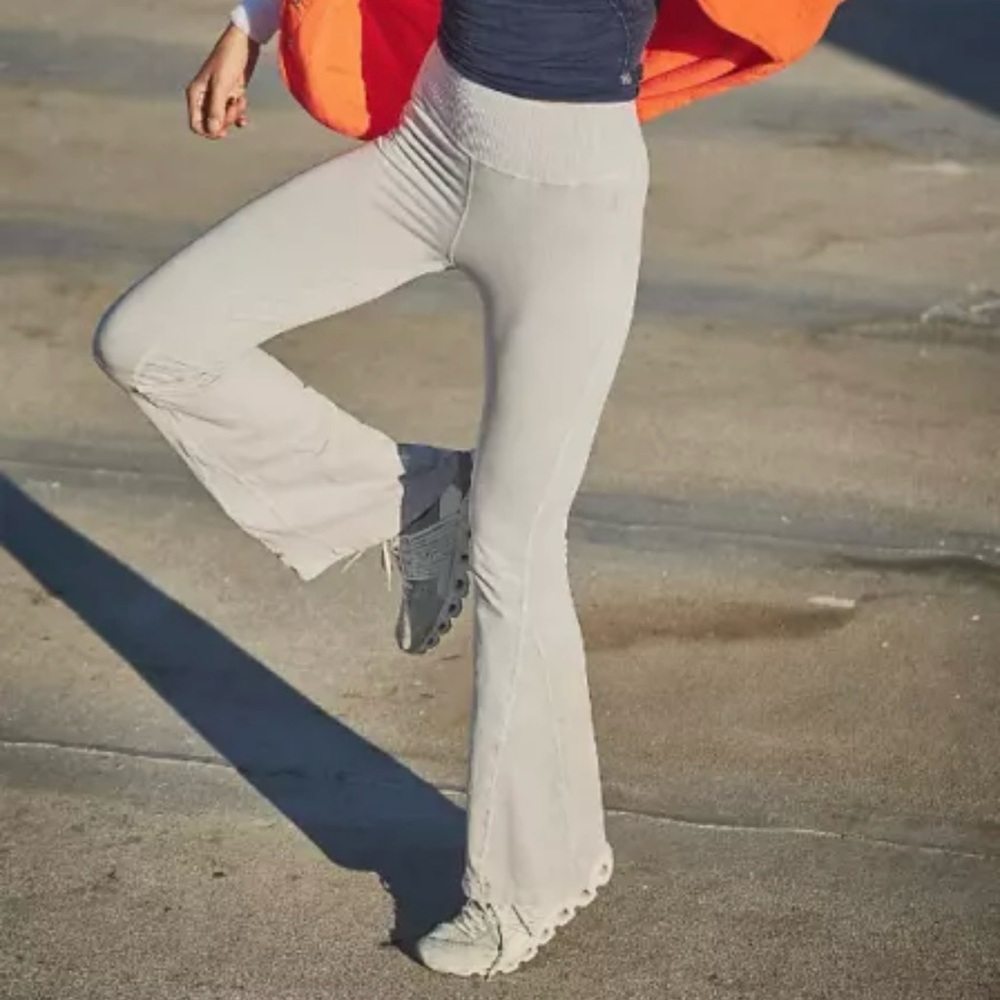 NEW FREE PEOPLE GOOD KARMA LEGGINS